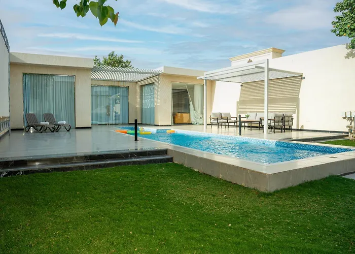 Arjan Park Resort